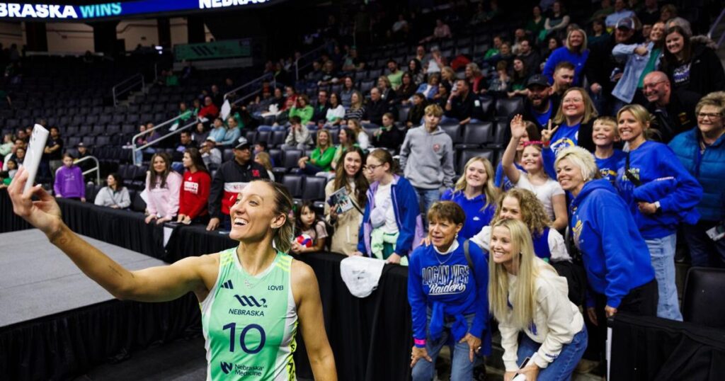 Jordan Larson’s last LOVB home match isn’t business as usual – Pak ...